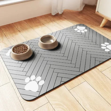 PetNova™ Quick-Dry Feeding Mat